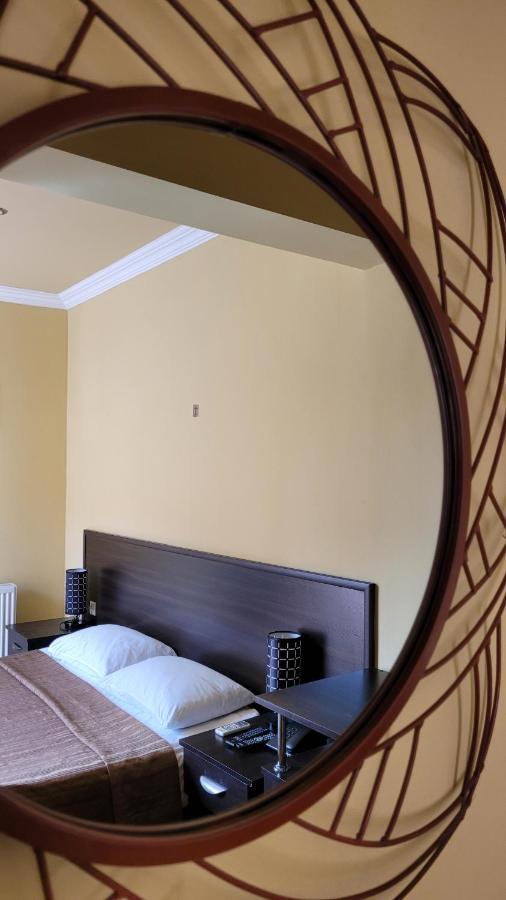 Aparthotel Old City Batumi Exterior photo